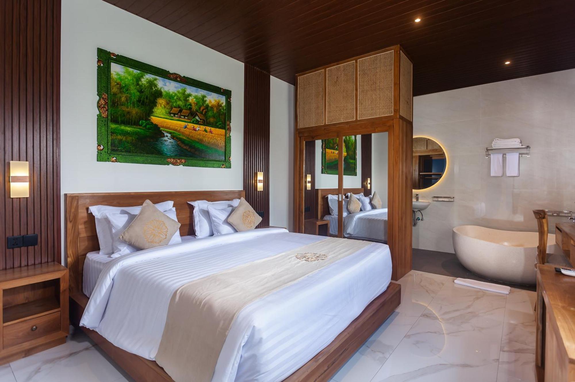 Hotel Sujiwa & 3*