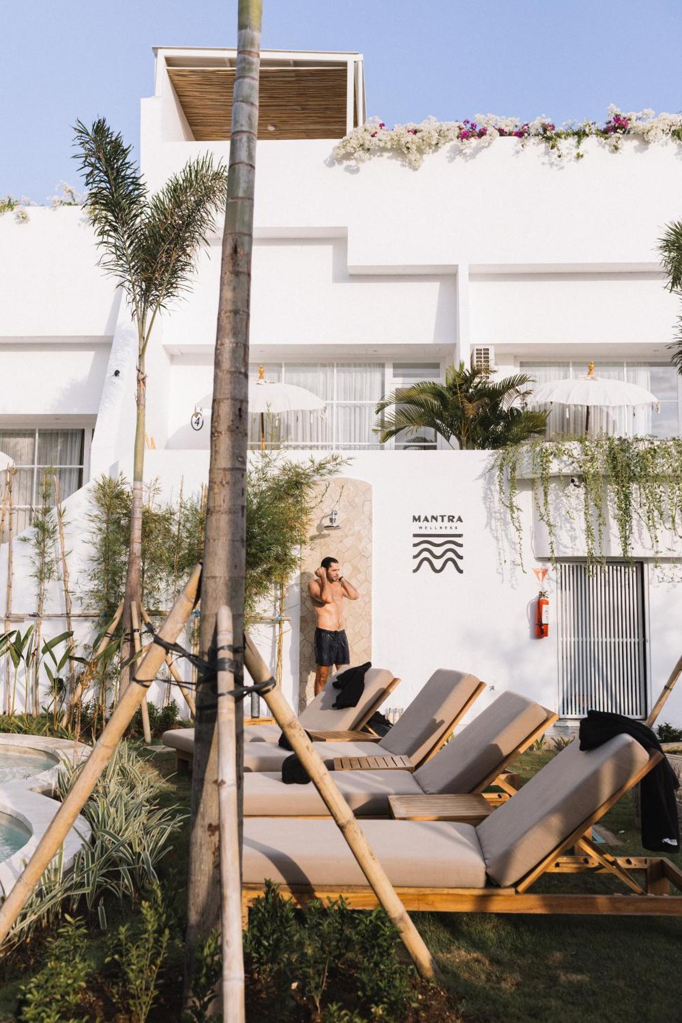 Mantra Wellness Center Hotel