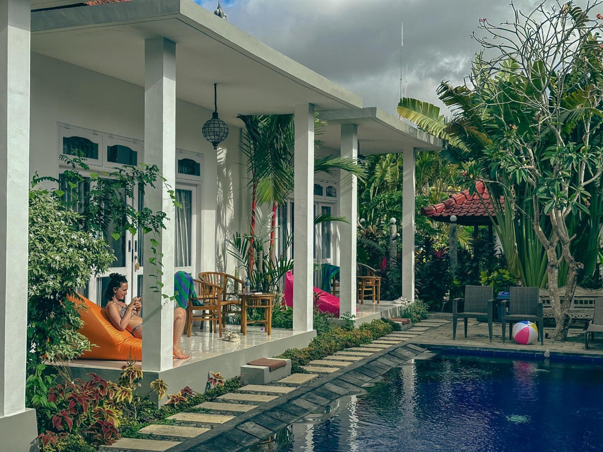 Hotel Bali Stuti 3*