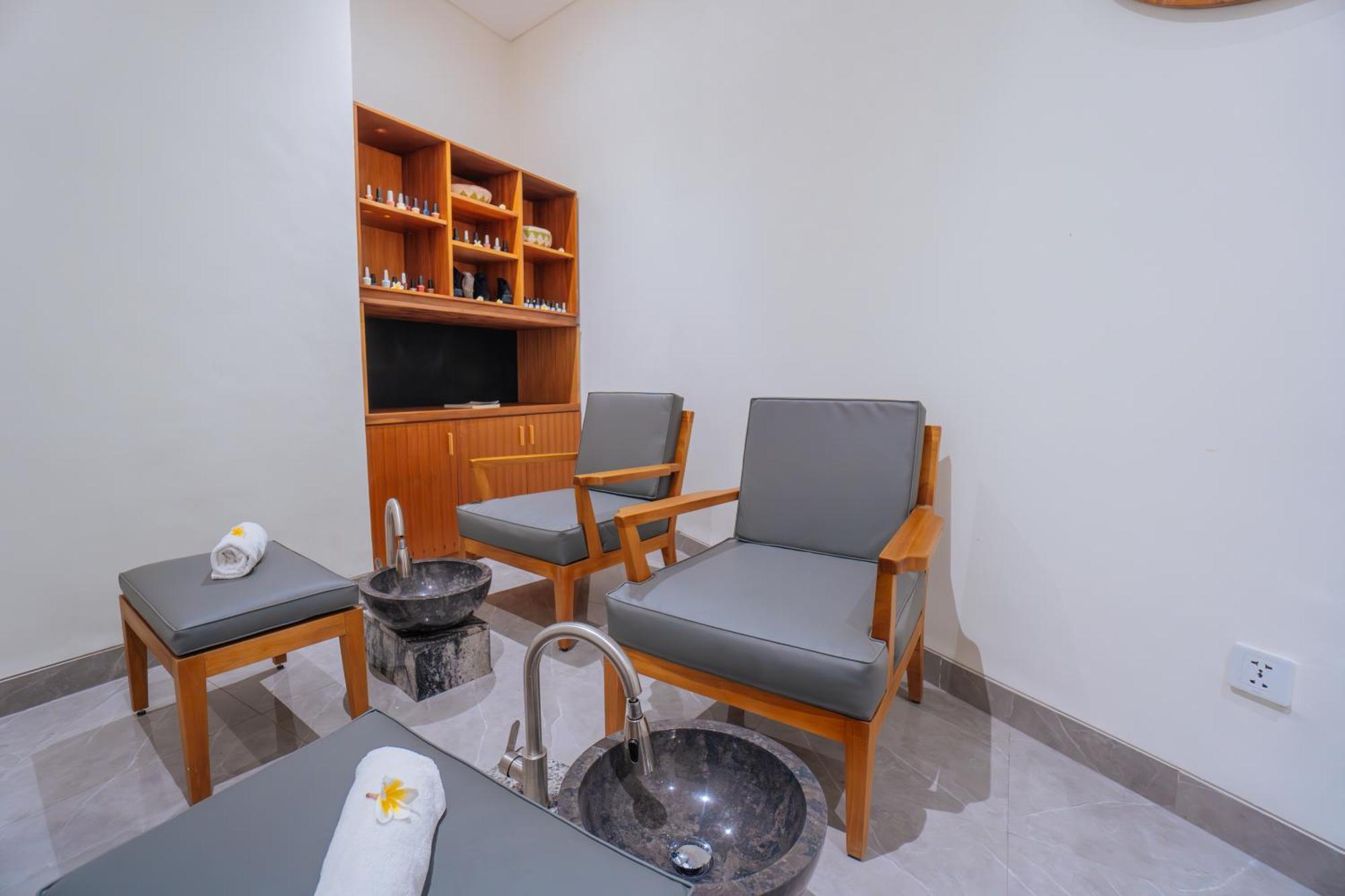 The Bodhi Leaf Wellness Tempat Tidur & Sarapan Saba