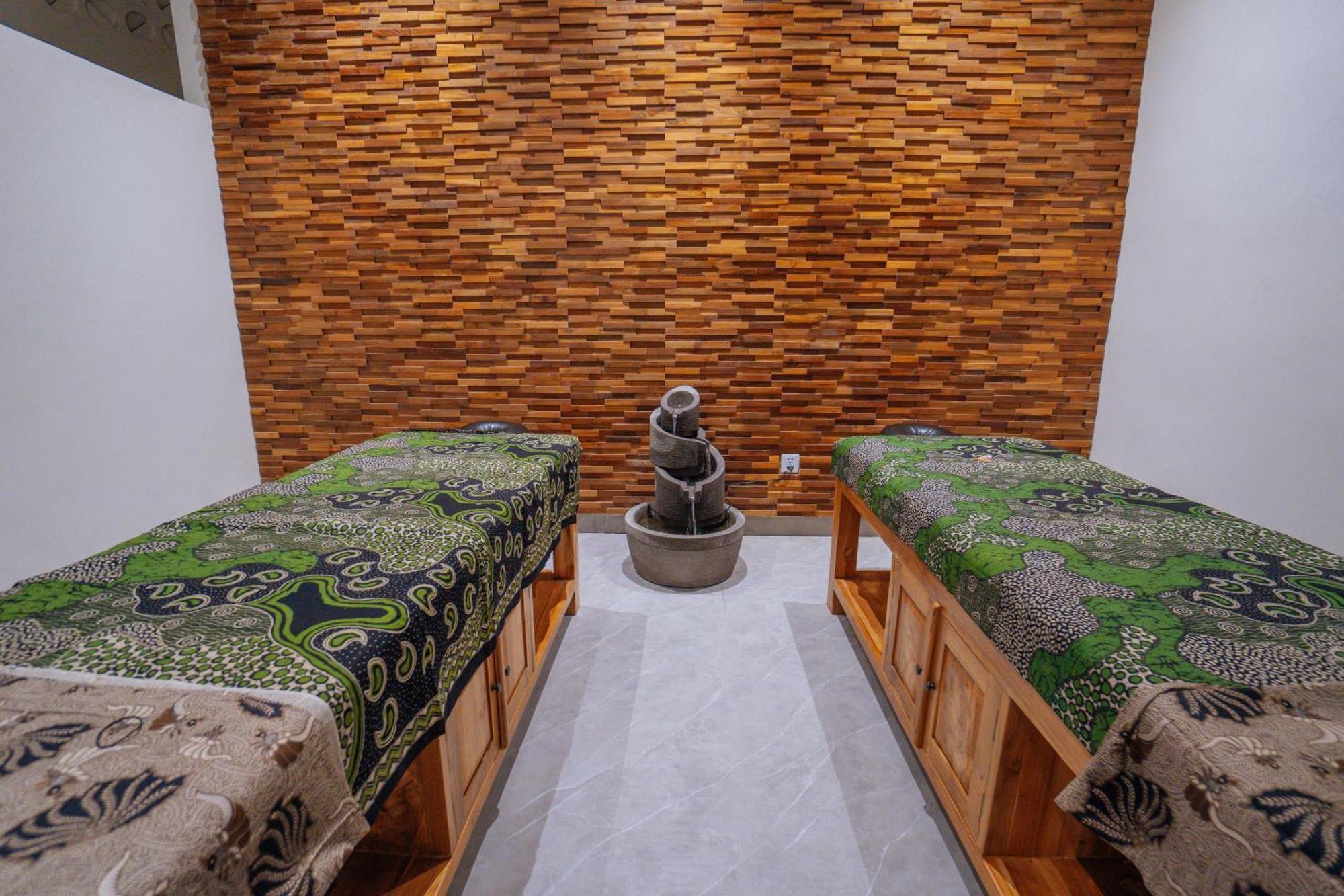 The Bodhi Leaf Wellness Saba