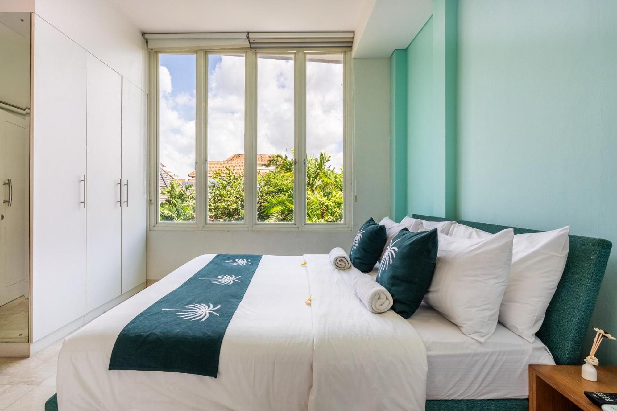 Hotel Aq-va & Seminyak 4*
