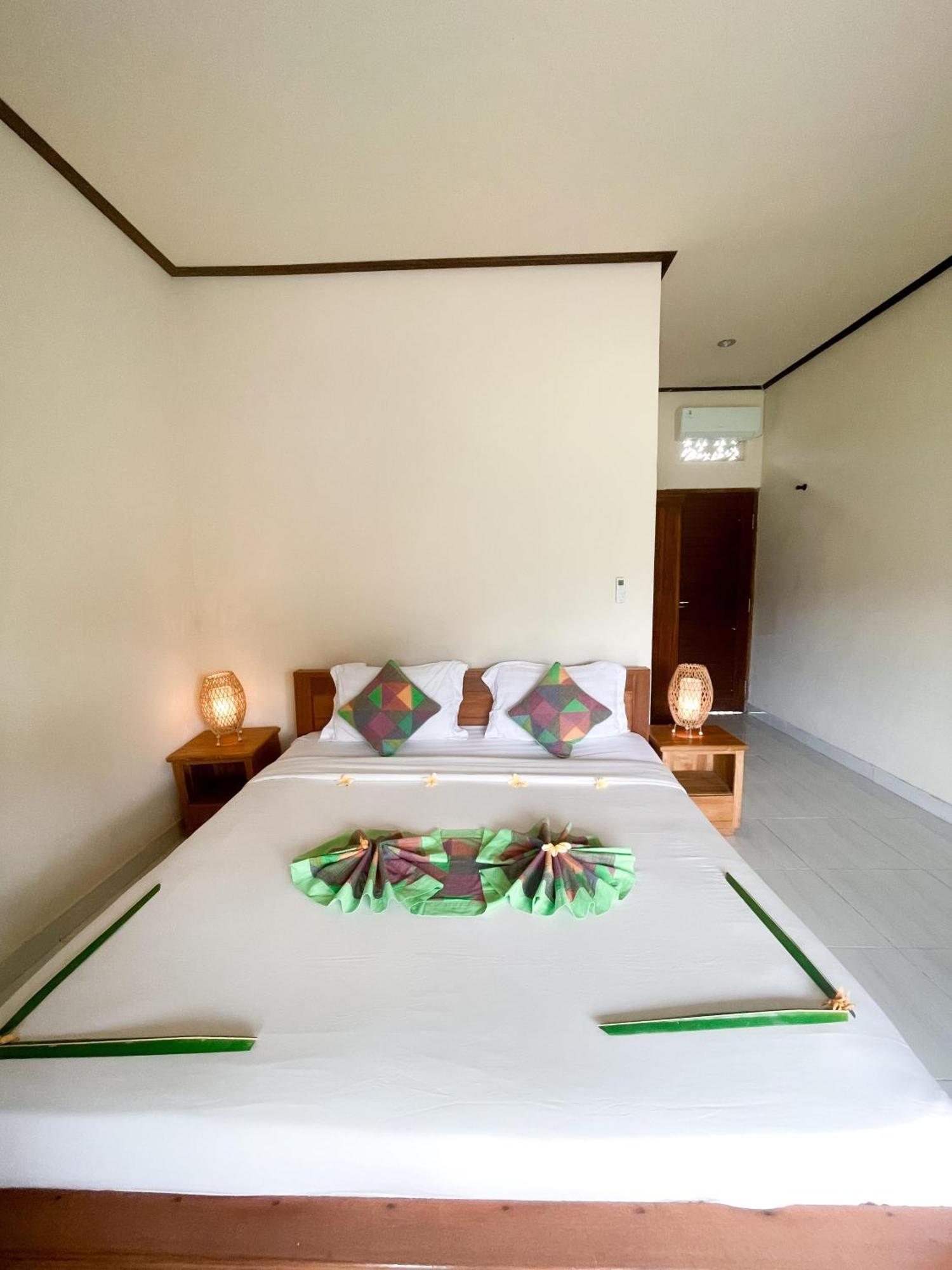 Mantra Sidemen Guest house *