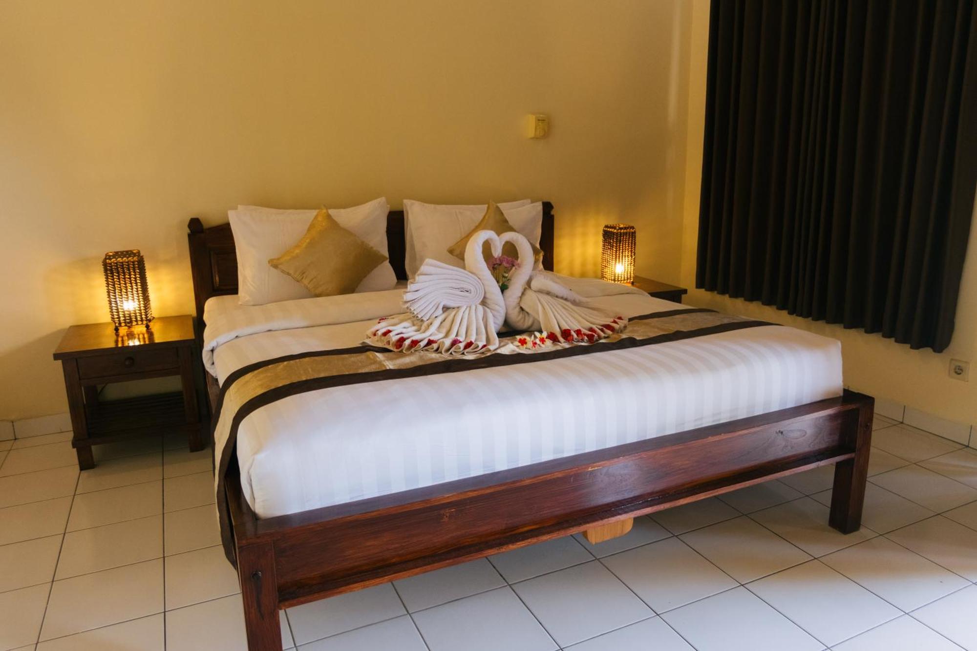 New Starlight Holiday park Lovina (Bali)