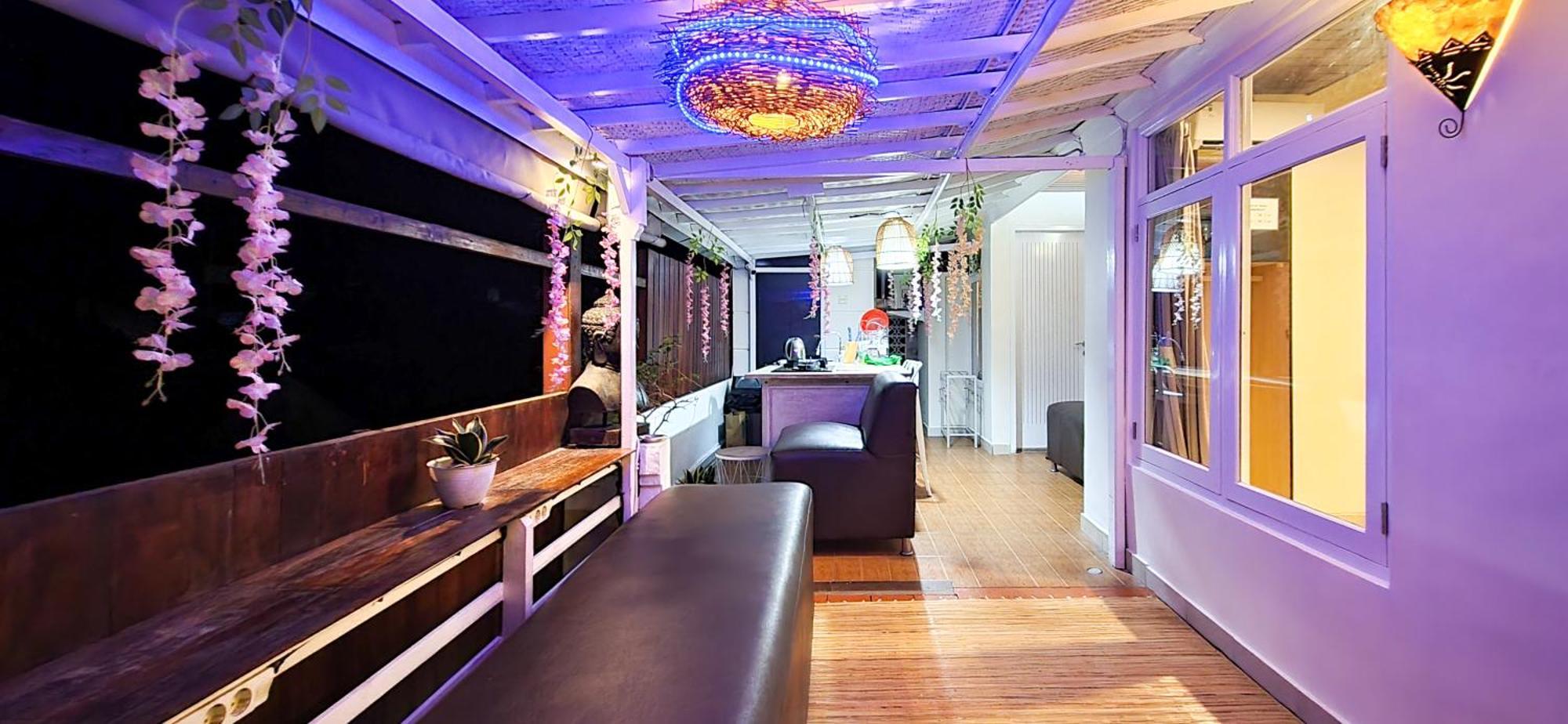 Gustav Bali And Massage Bed & Breakfast