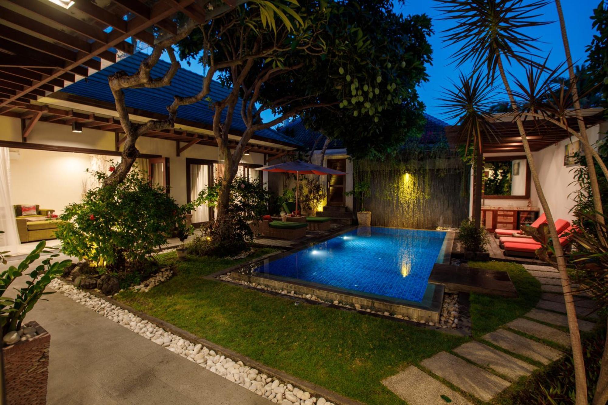 Delight Art Villa Seminyak (Bali)