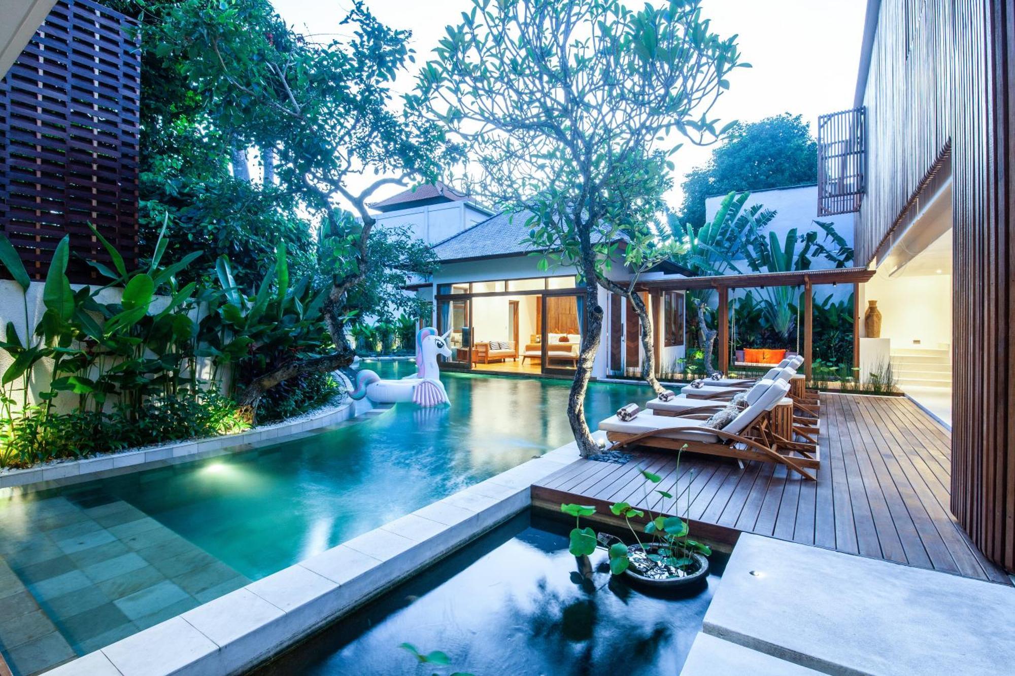 Paya Paya Luxury Near Beach-potato Head Villa Seminyak (Bali)