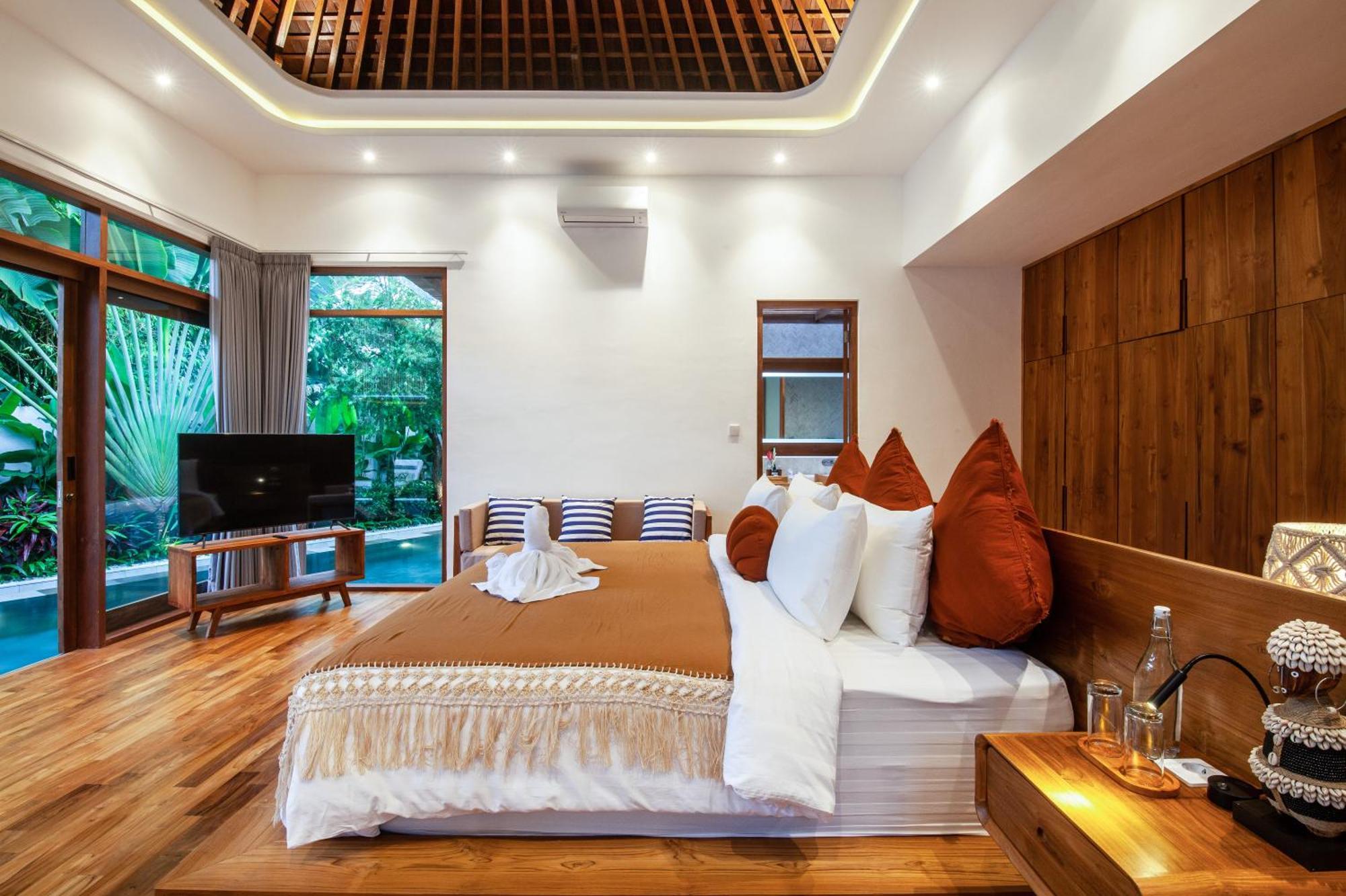 Paya Paya Luxury Near Beach-potato Head Villa