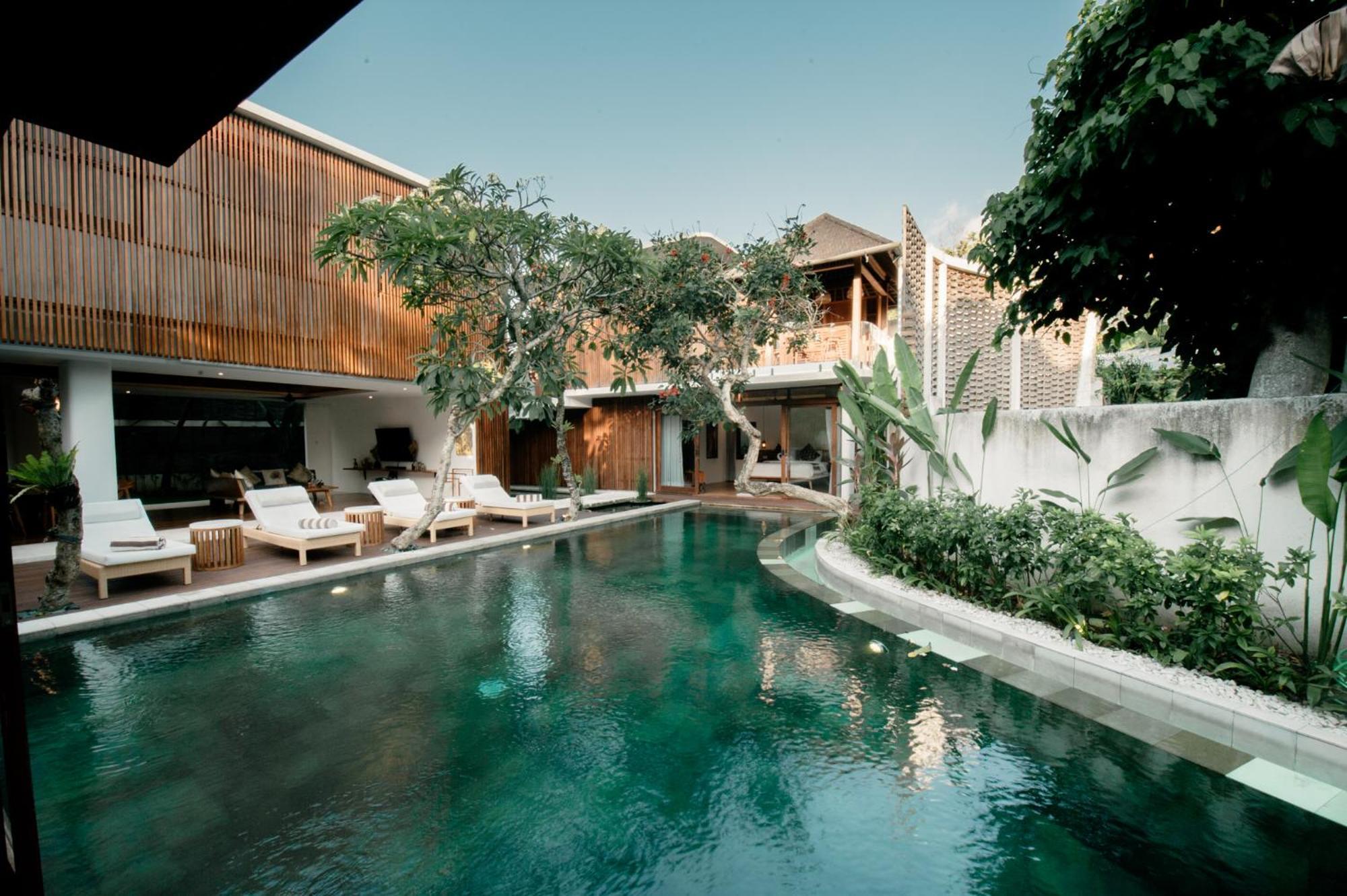 Paya Paya Luxury Near Beach-potato Head Villa
