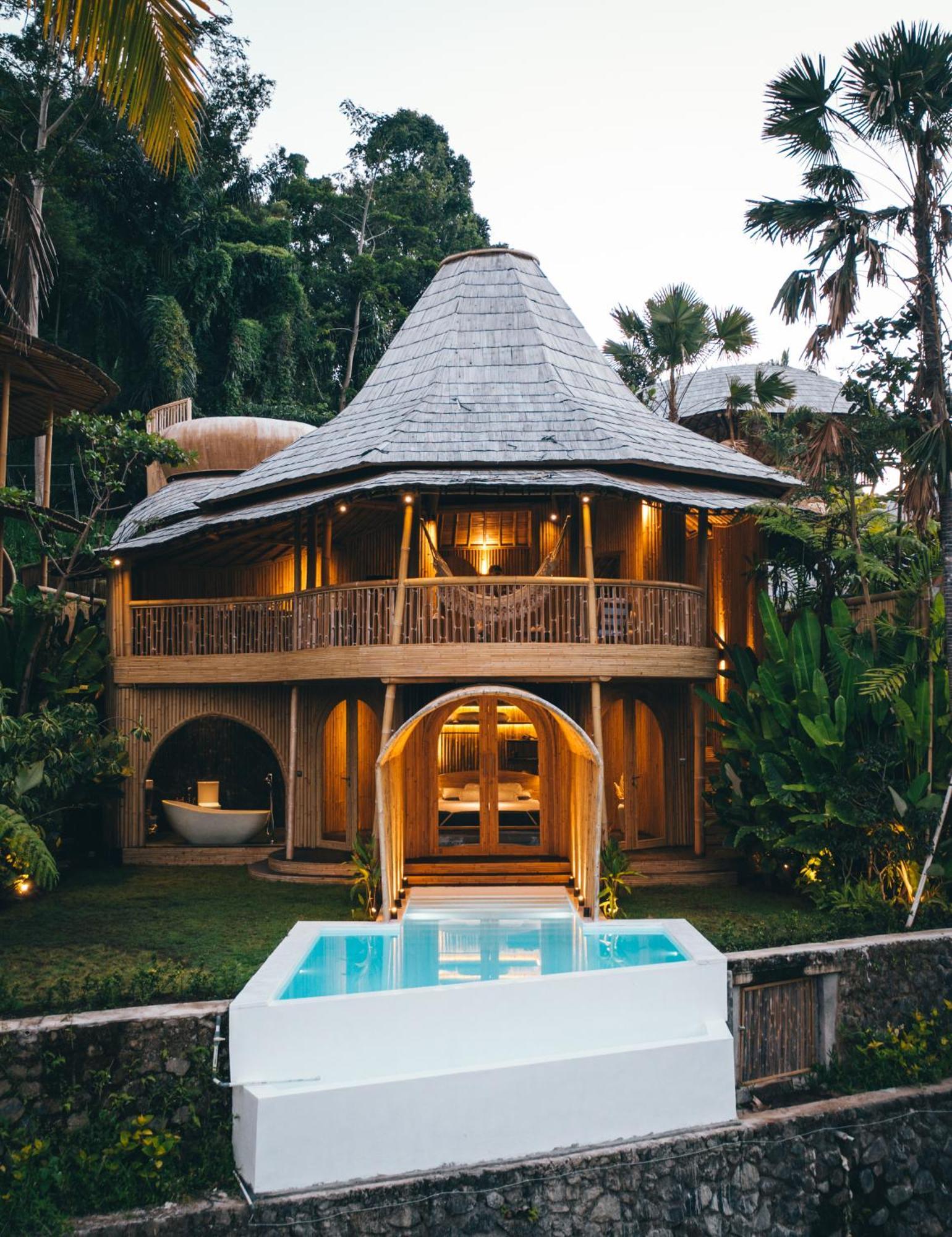 Resor Eco Six Bali *