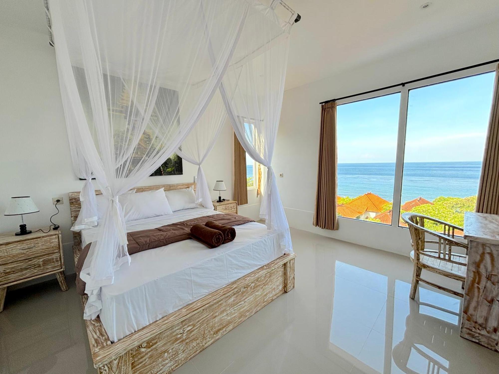 Raweg Amed (Bali)