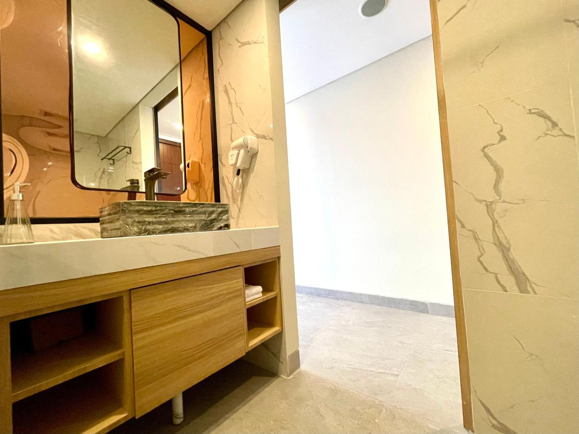 Anaya Hotel Canggu (Bali)