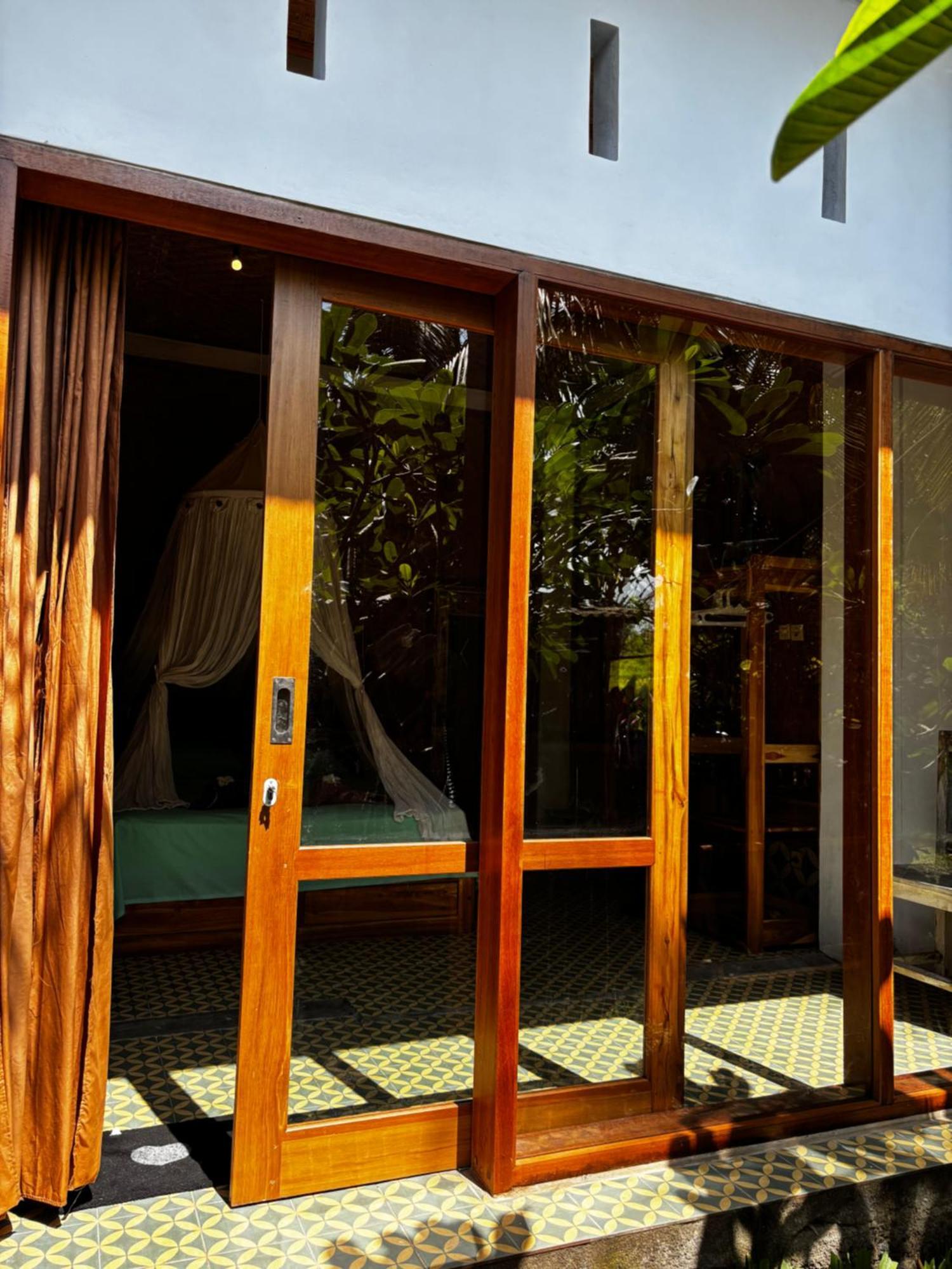 The Nyamo Surf & Guest house 2*