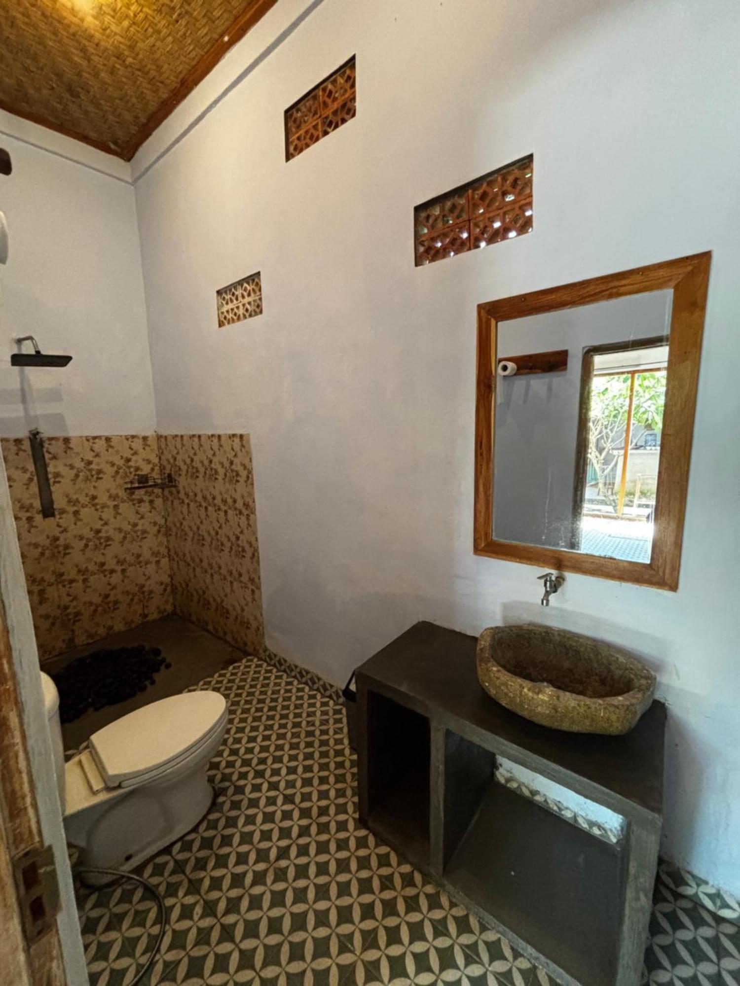 Guest house The Nyamo Surf & 2*