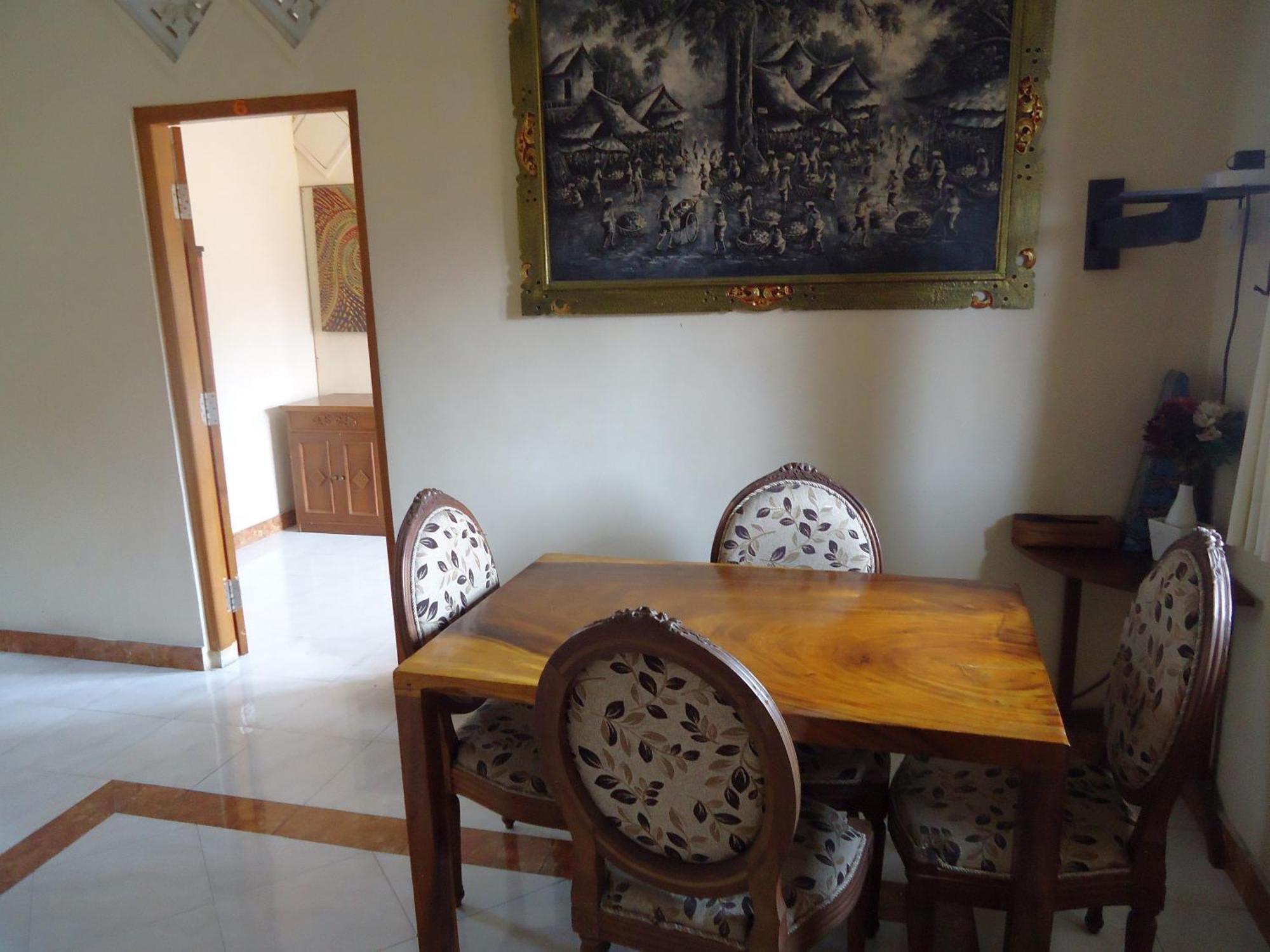 The Reinhold Bali Guest house