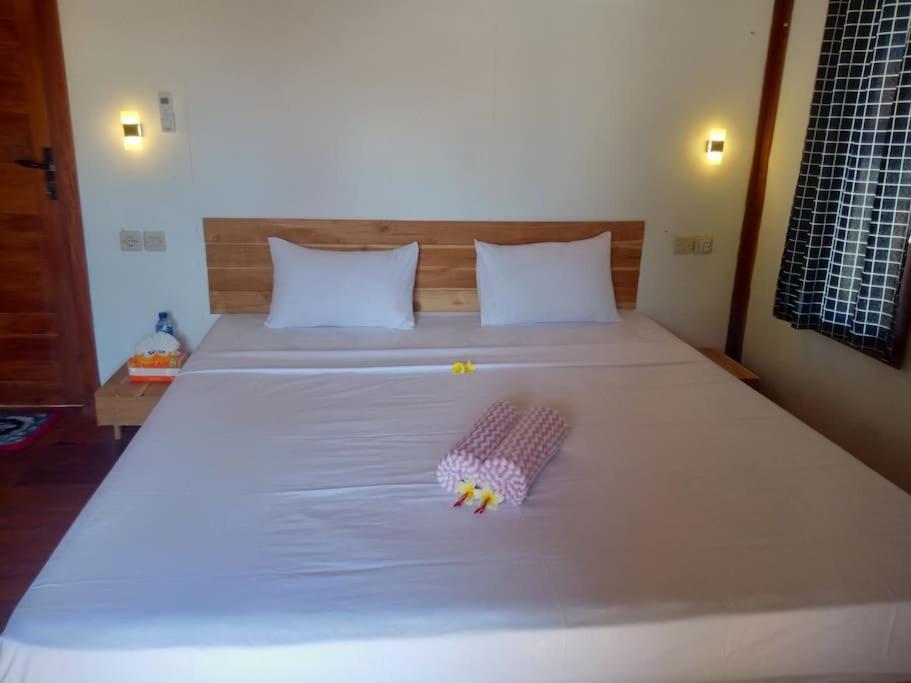 Guest house Umah Kayu 2-menjangan Banyuwedang