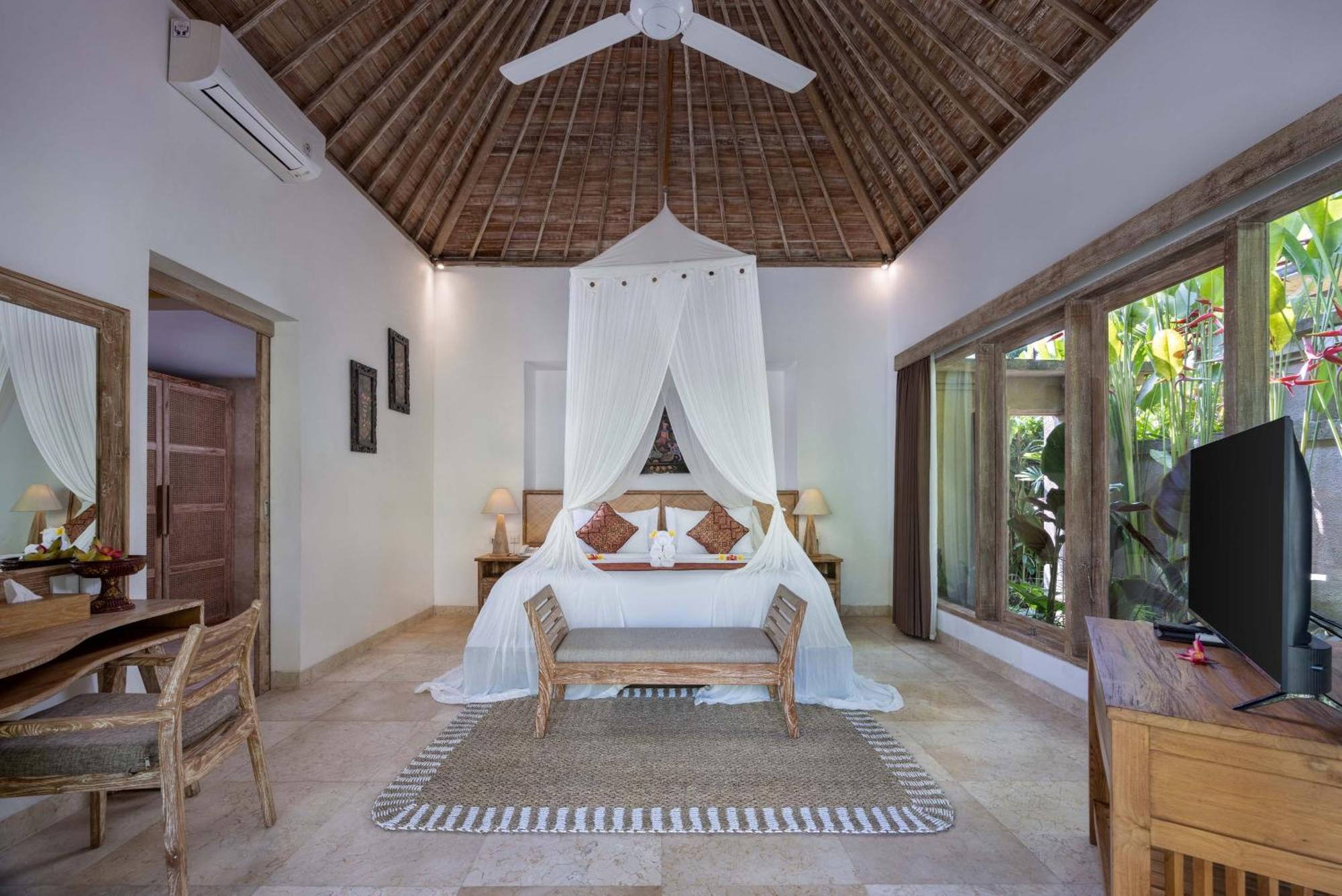 The Kalyana Hotel 4*
