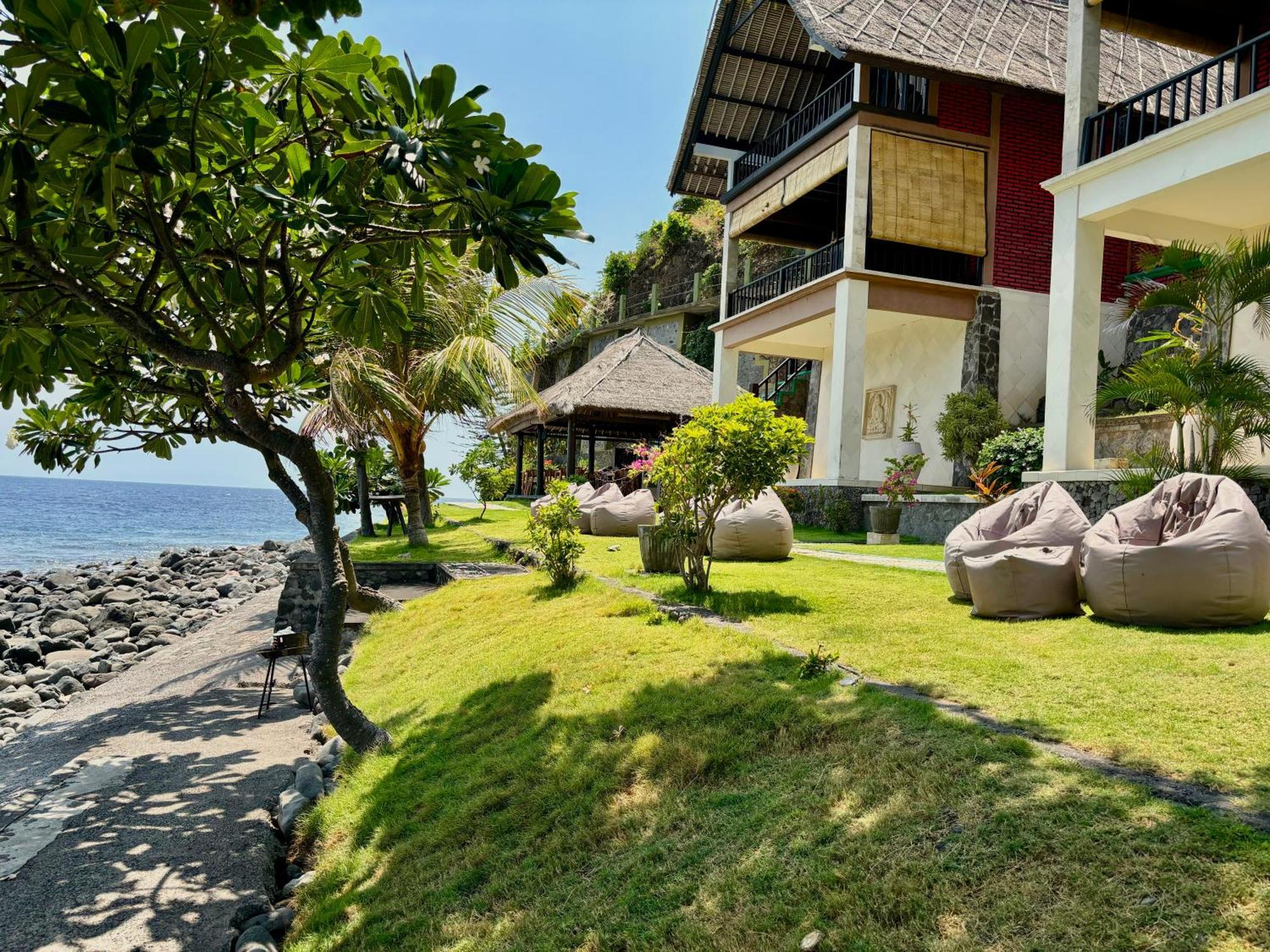 Santorini Hotel Amed (Bali)