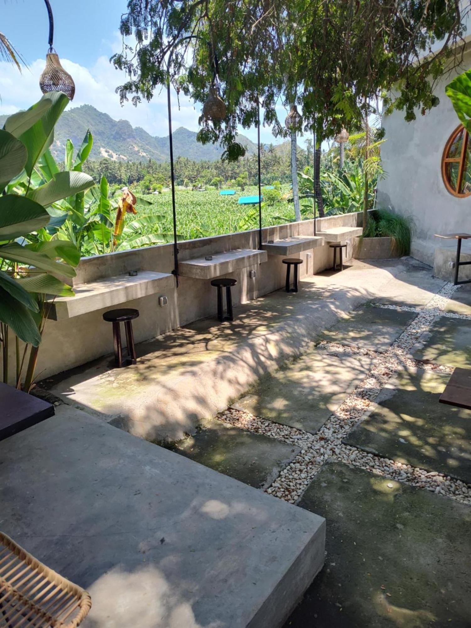 Spacious Private Pool Apartment-beachside Apartment *