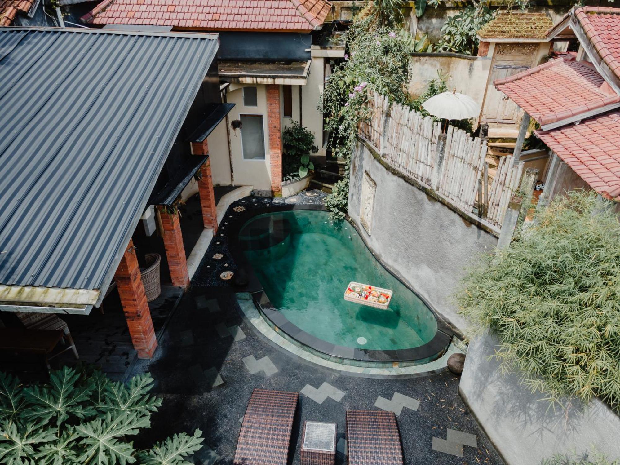 The Iyang Hotel 3*