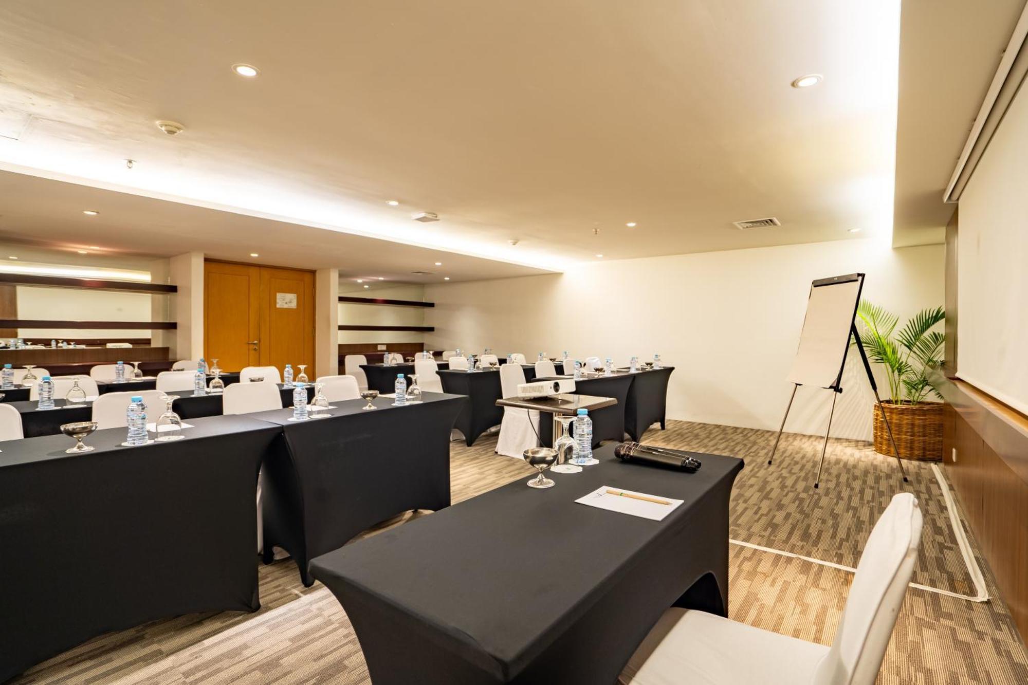 Bintang Kuta 4* Kuta (Bali)