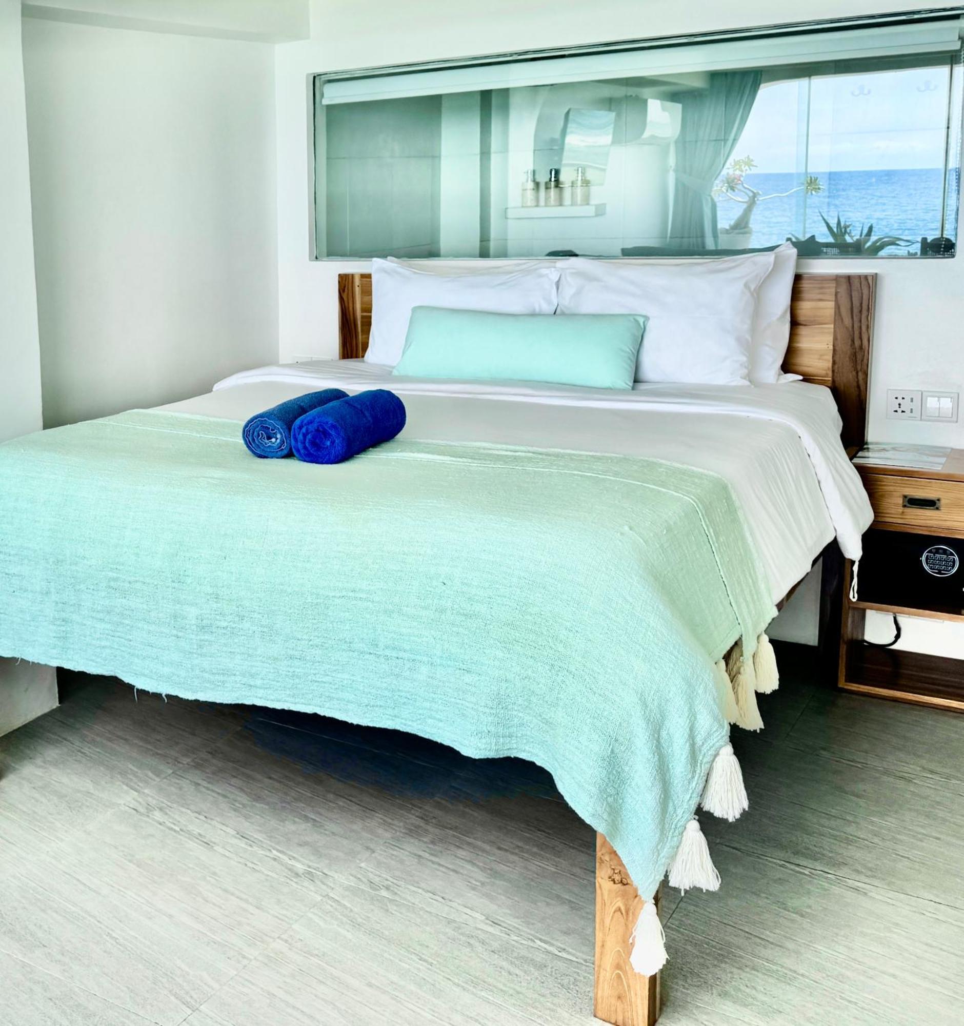 Bale Bingin Beachfront