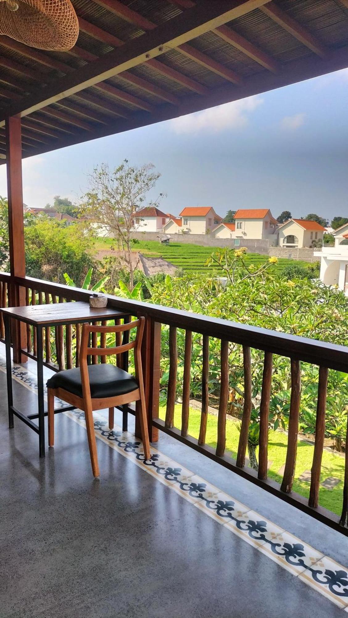 La Pan Nam Exotic And Bed & Breakfast