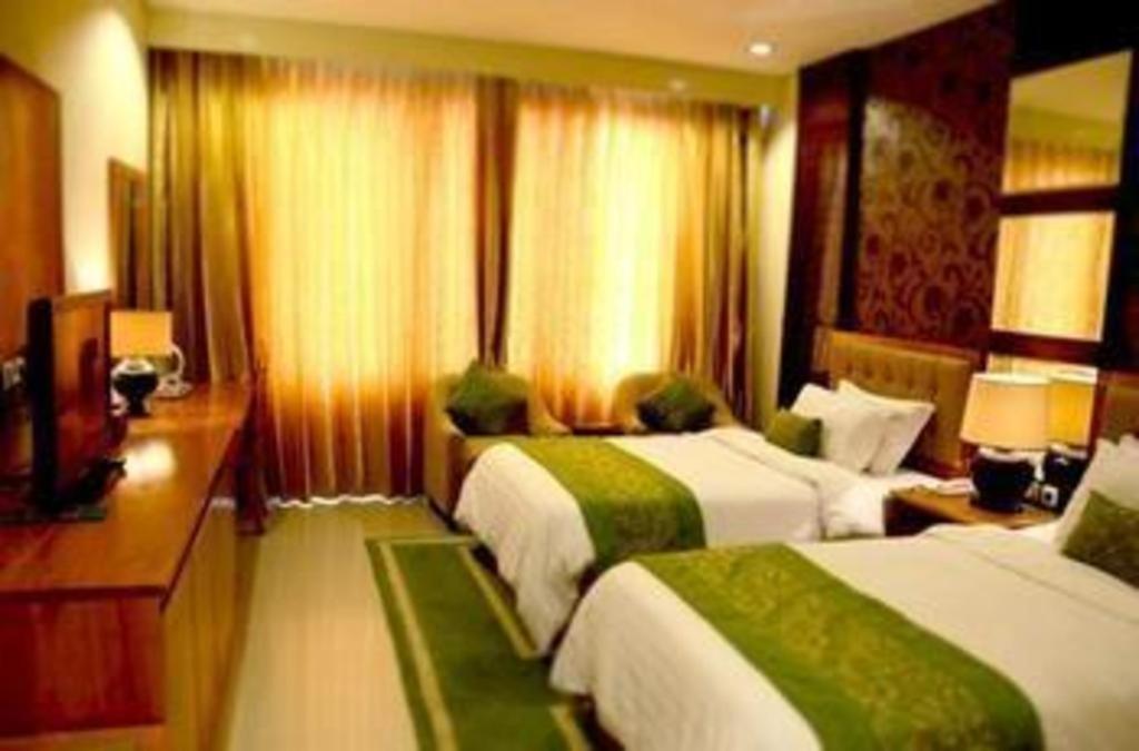 Gran Surya Hotel