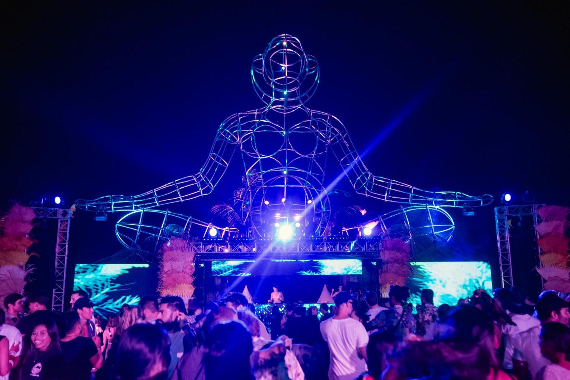 Nuanu & 4* Tanah Lot (Bali)