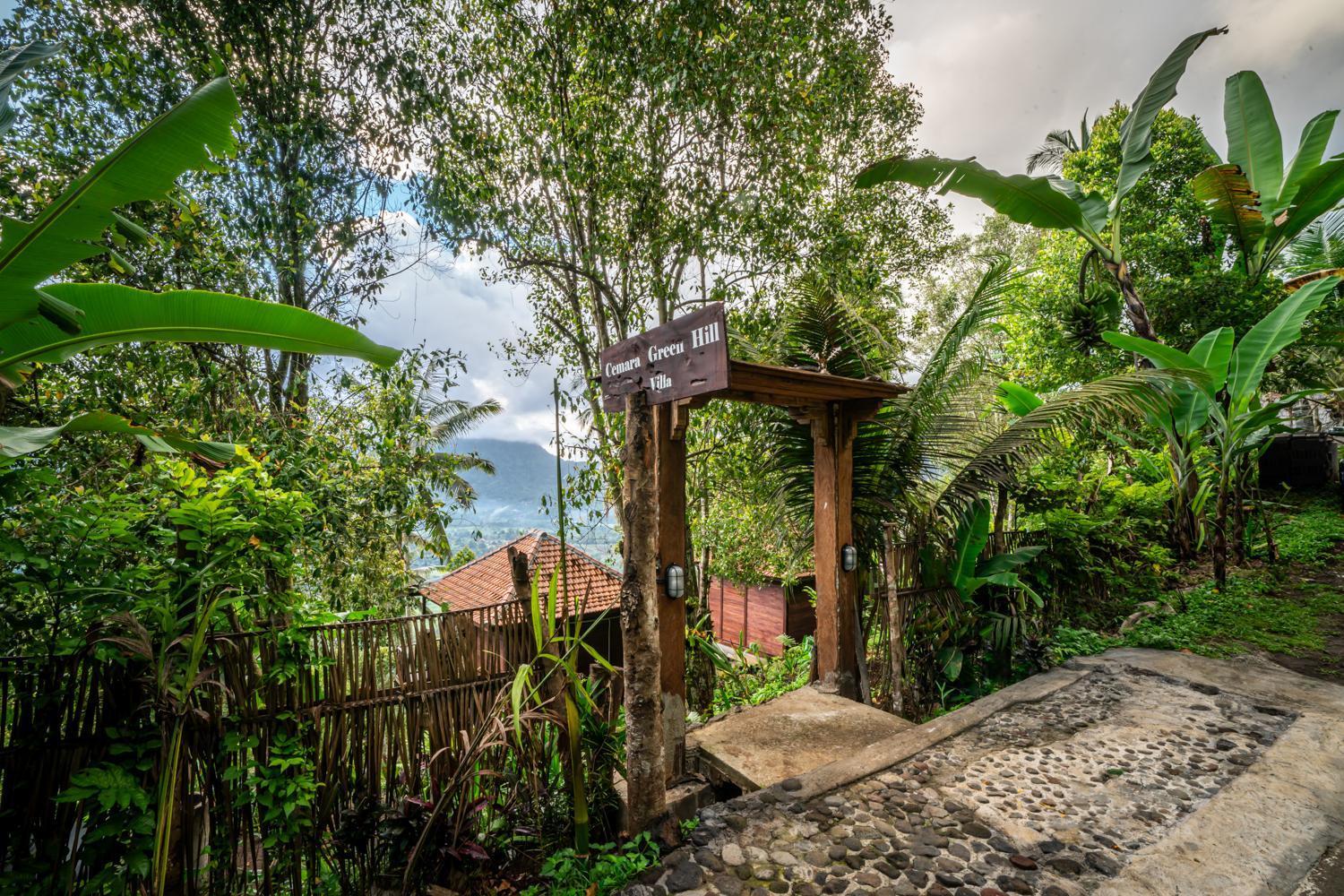 Lodge Cemara Hill By Samhita Bali *