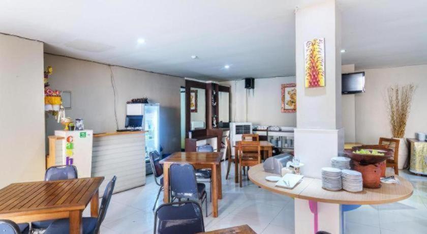Hotel The Rivavi Legian (Bali)