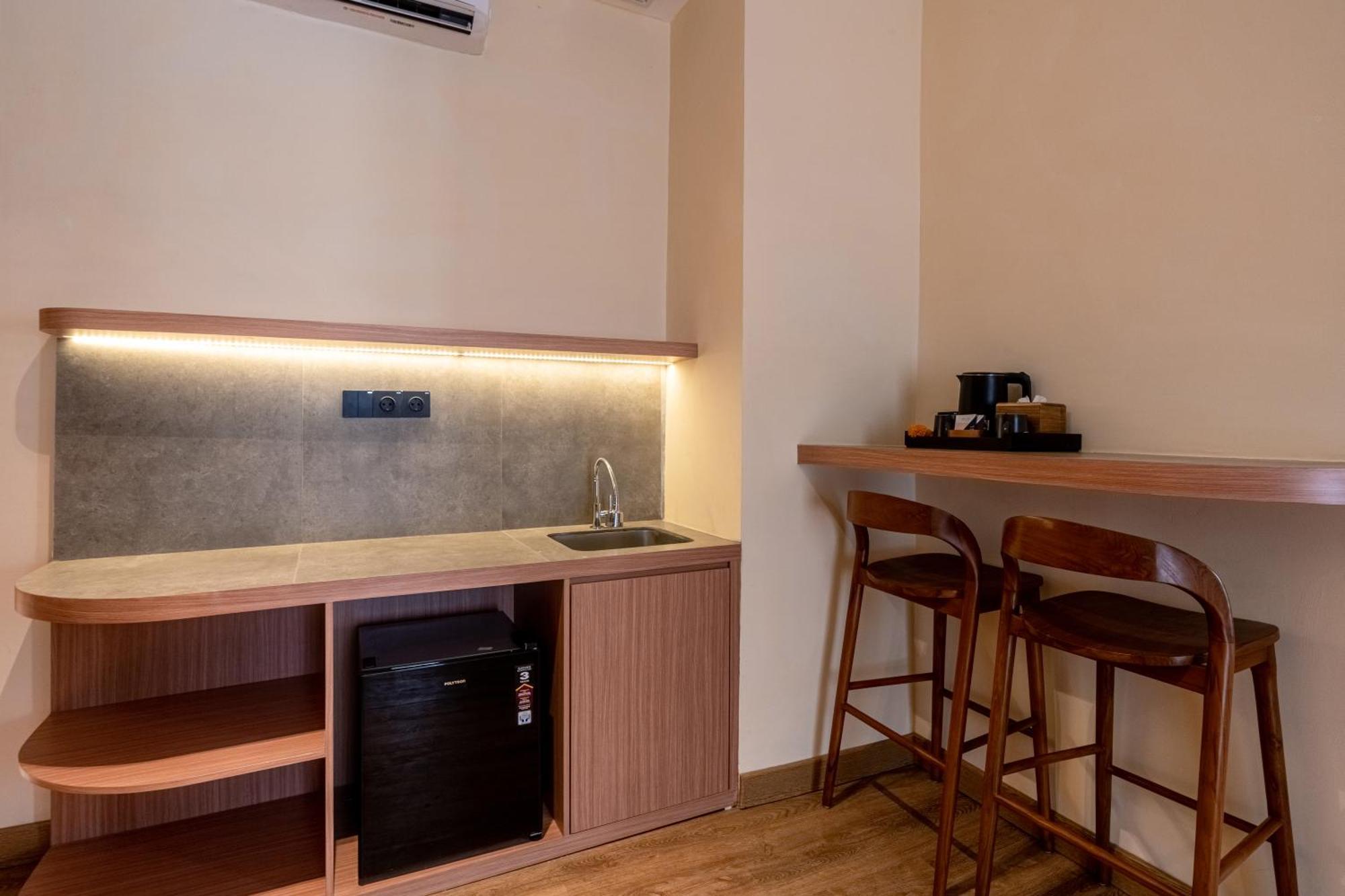 Hotel The Rivavi Legian (Bali)