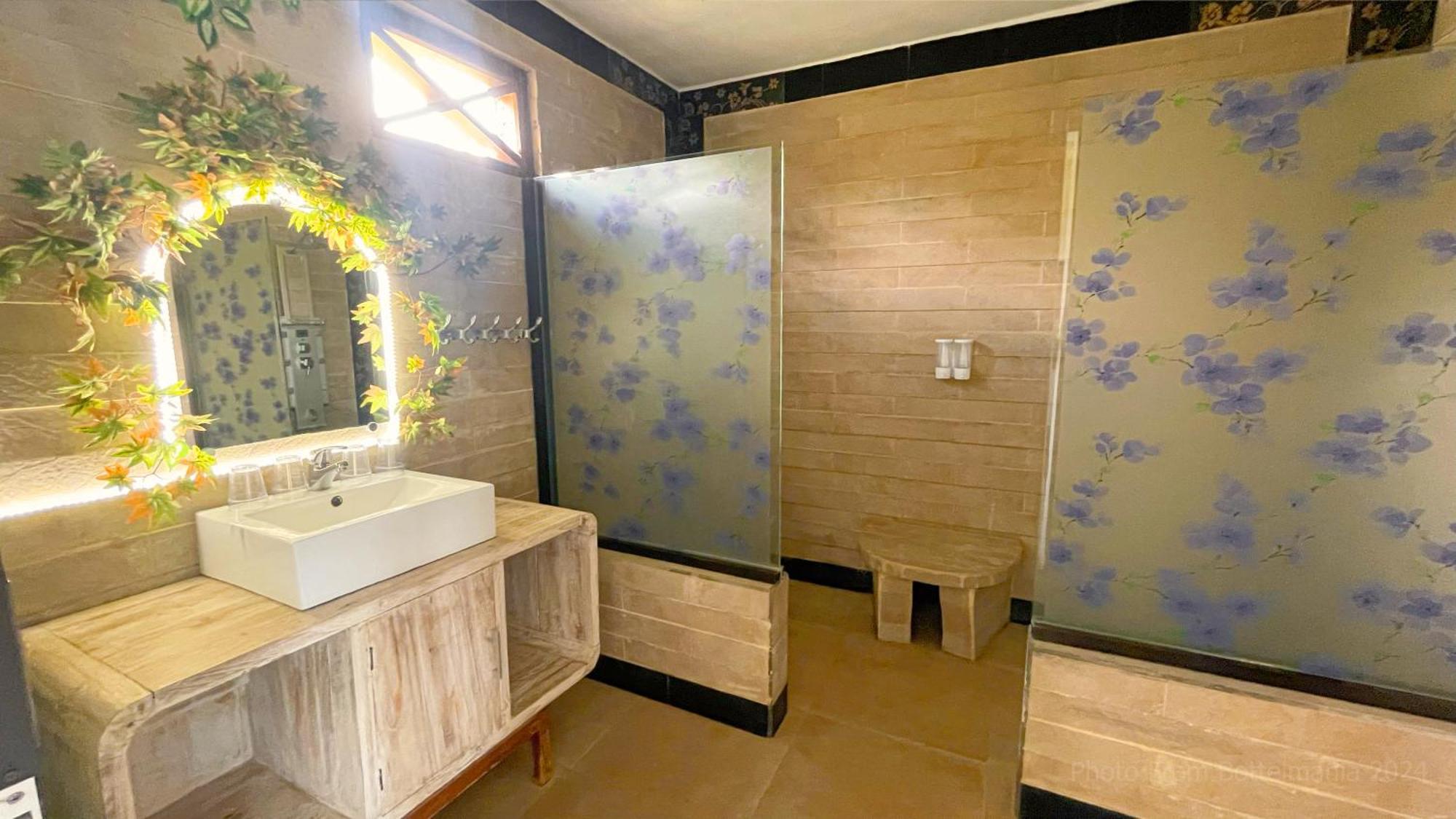 Bottelmania Guest house Lovina (Bali)