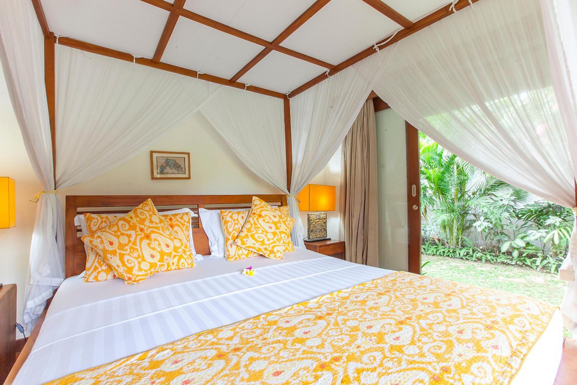 Santi Villa Seminyak (Bali)