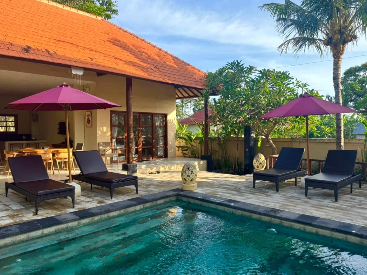 Light - Bali Villa *