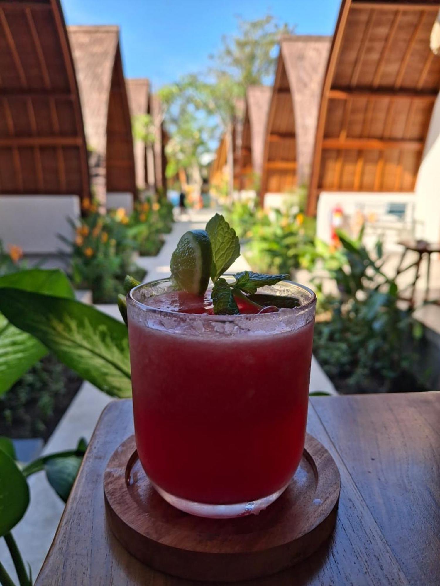 Abian Klumpu & Bali * Sanur (Bali)