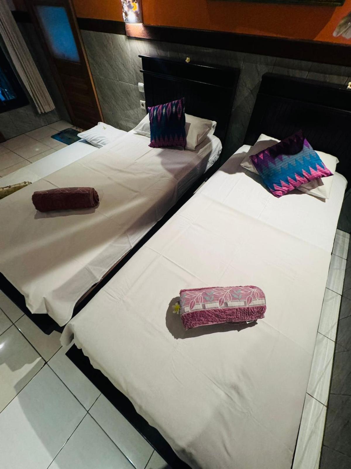 Putu Guest house 2*