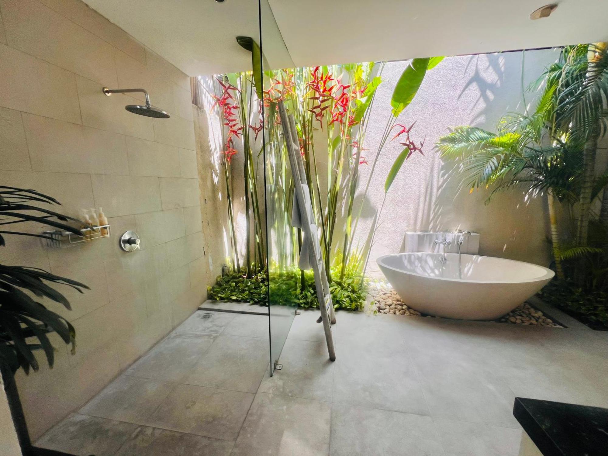 Pacha By Best Deals Asia Hospitality Villa