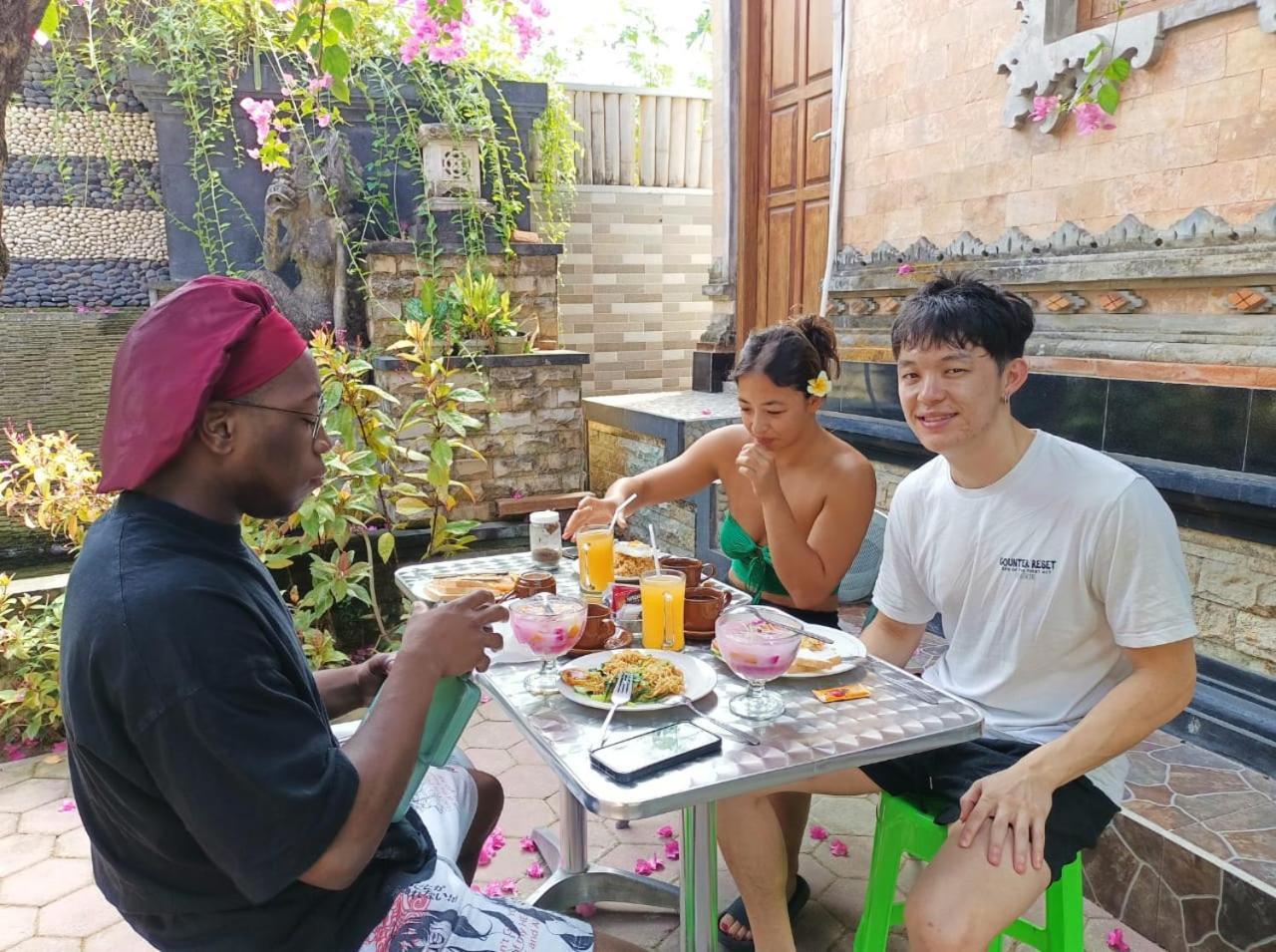 Palace Homestay Batununggul