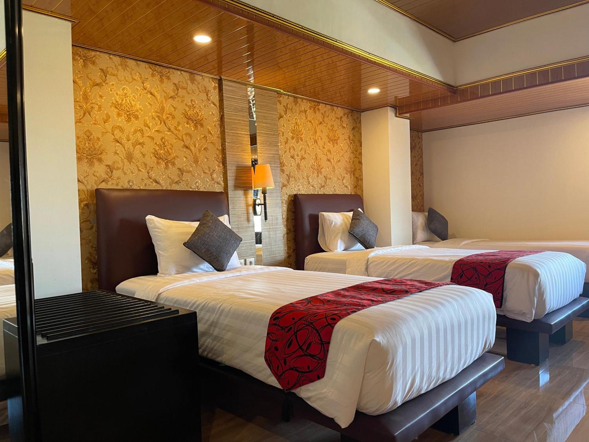 Hotel The Tandibayang & 3*