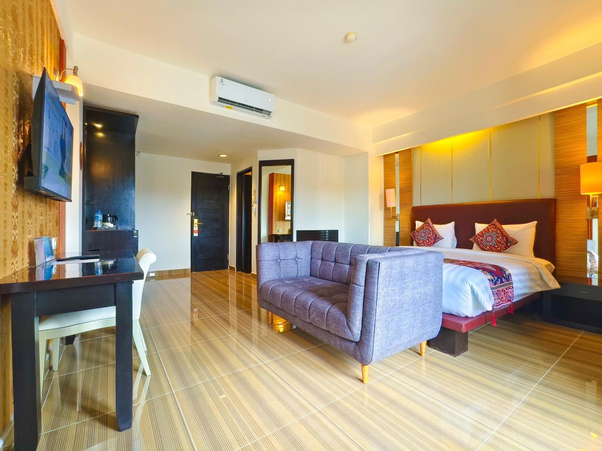 The Tandibayang & Hotel