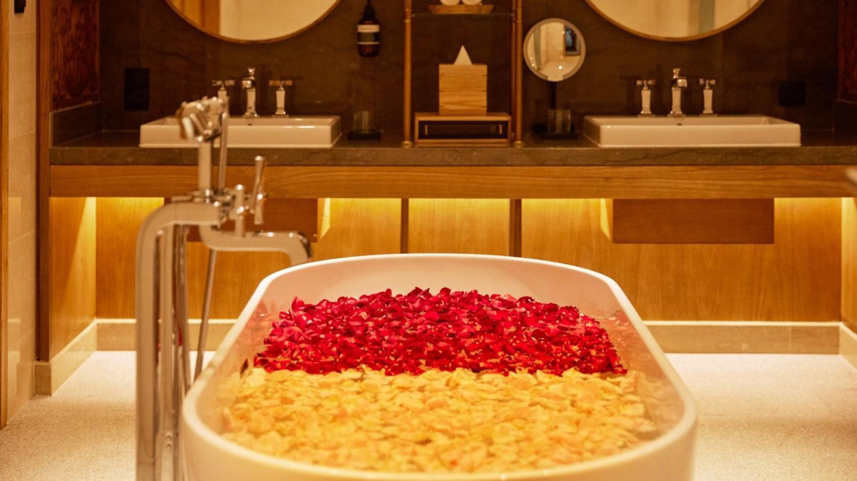 Ayana Segara Bali Hotel 5*