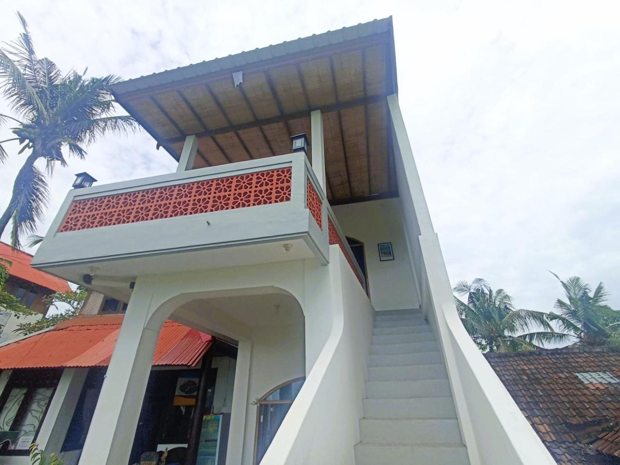 Hotel Pisces Balian 2*