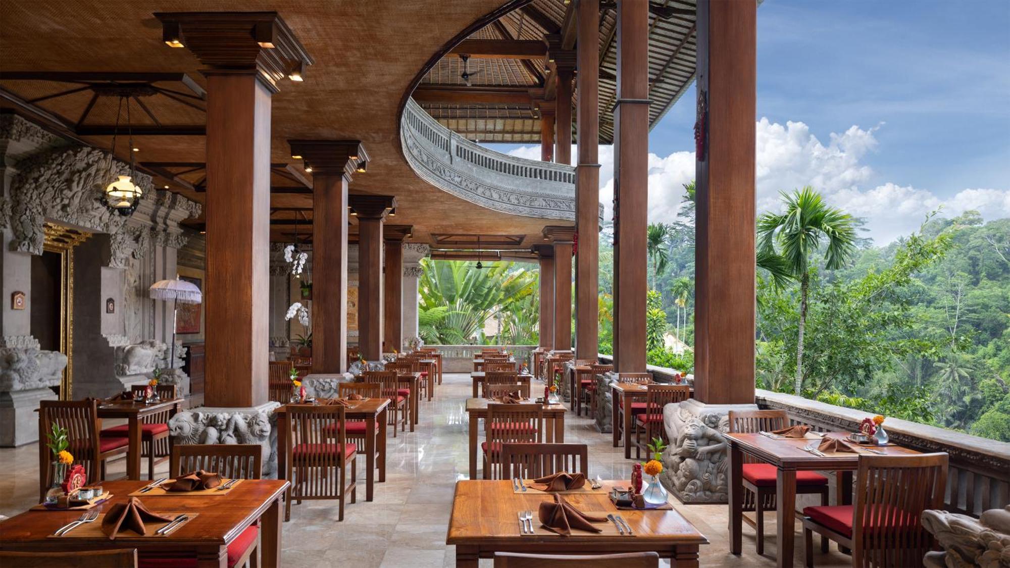 The Royal Pita Maha Resort 5*