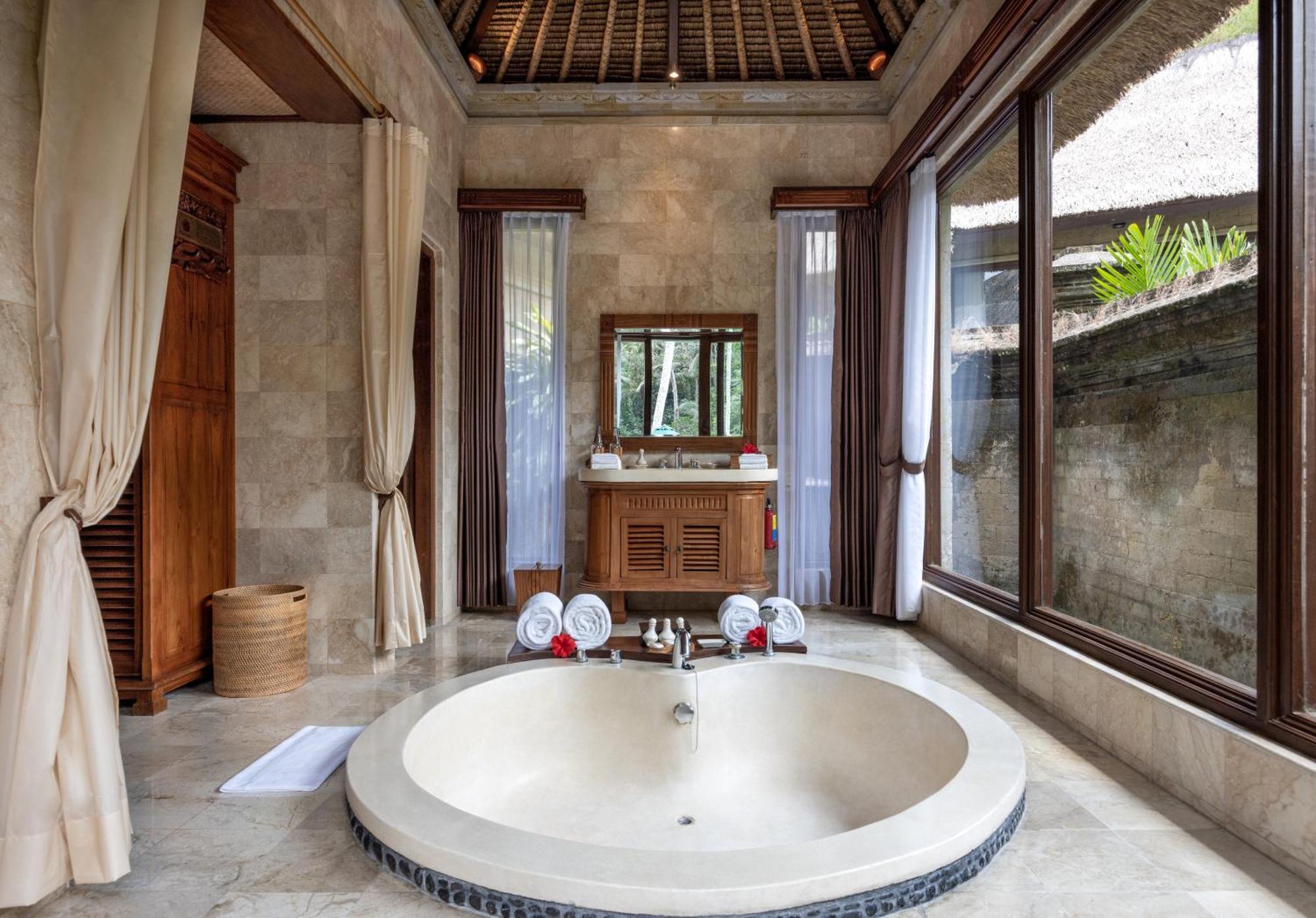 The Royal Pita Maha Resort
