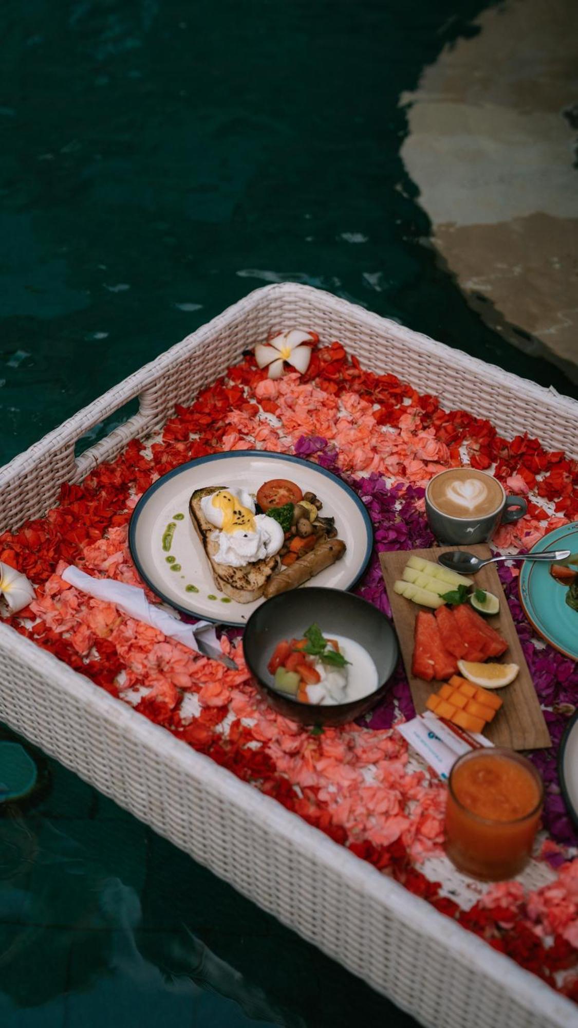 The Saren Hotel Tanah Lot (Bali)