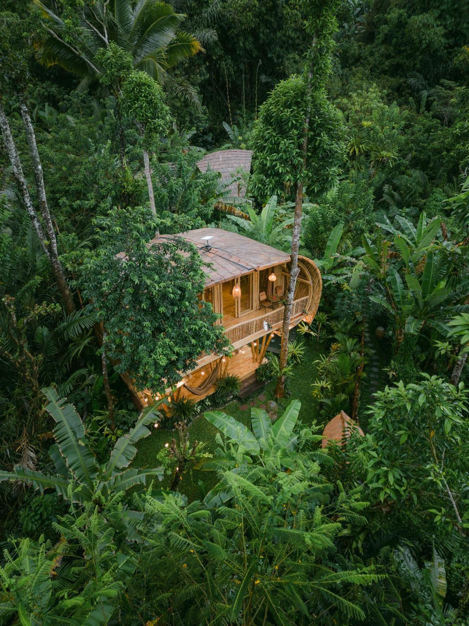 Alamvaya Bali Bamboo House Villa