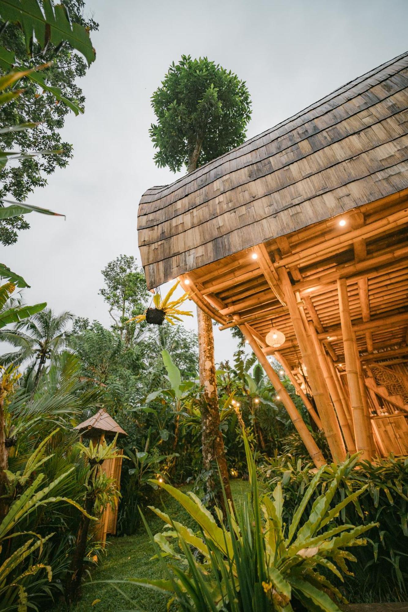 Villa Alamvaya Bali Bamboo House