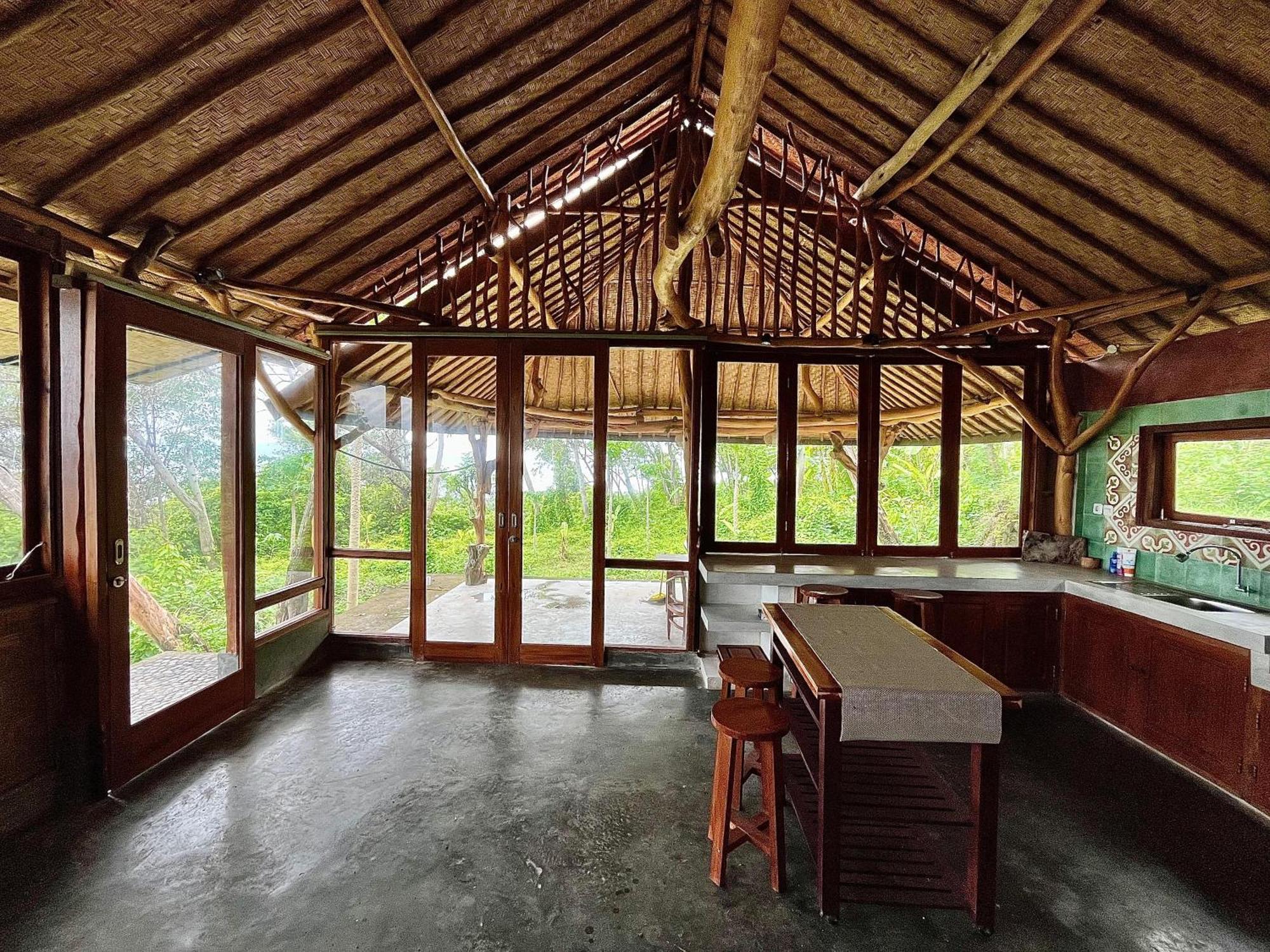 Wisma tamu Yoga Bale House Karangasem (Bali)