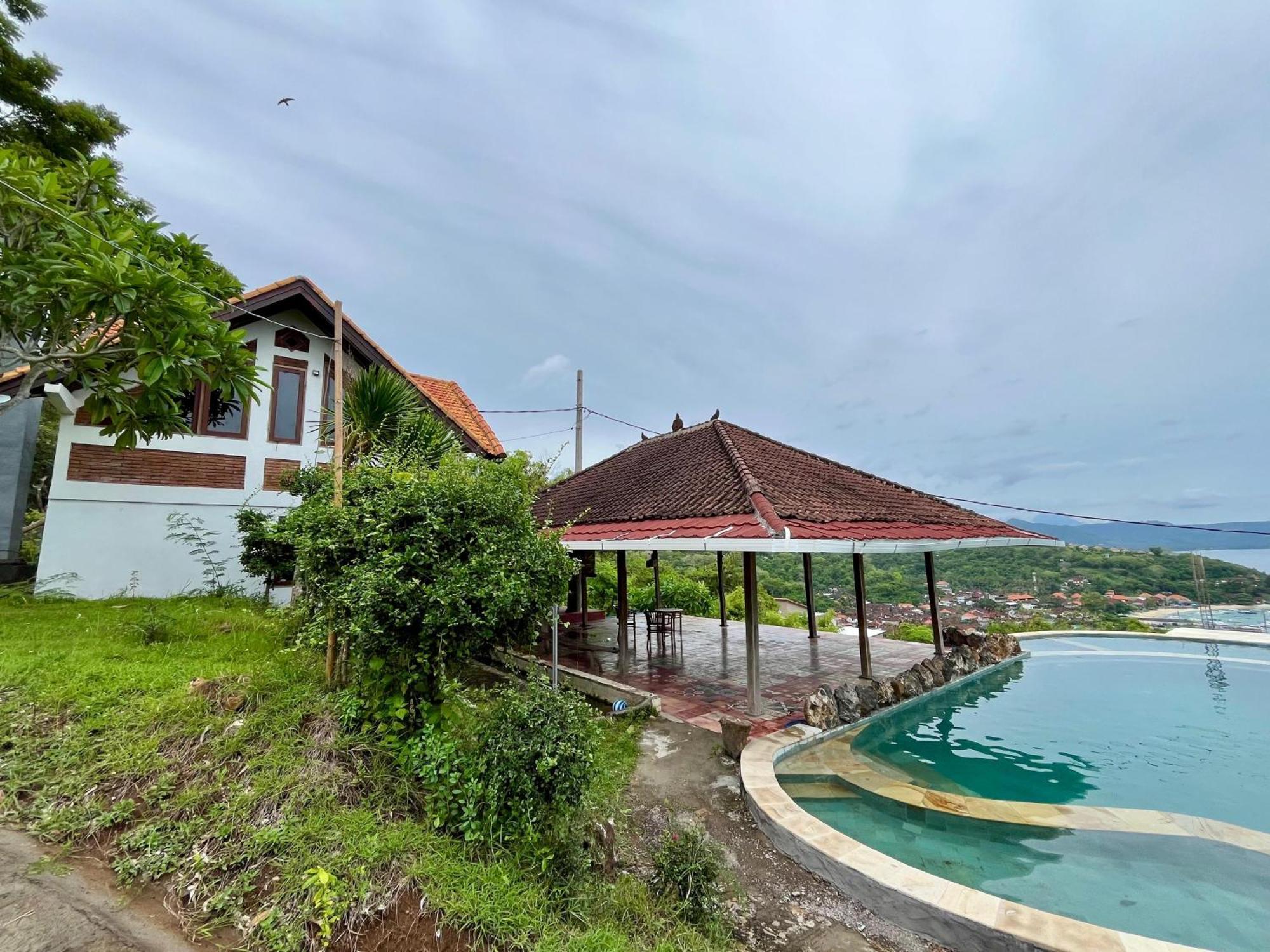 Wisma tamu Yoga Bale House *
